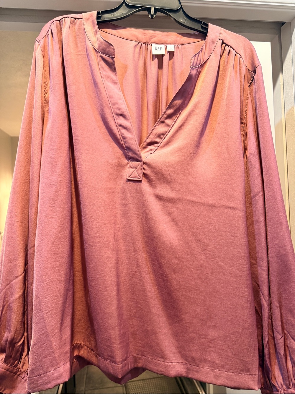 GAP Dusty Mauve V-Neck Long Sleeve Blouse